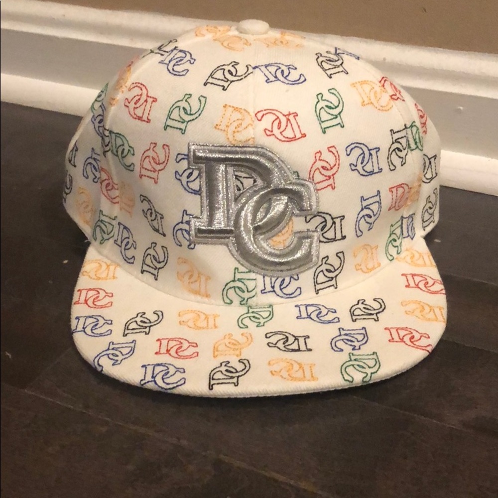 DC white hat with multi color small fitted